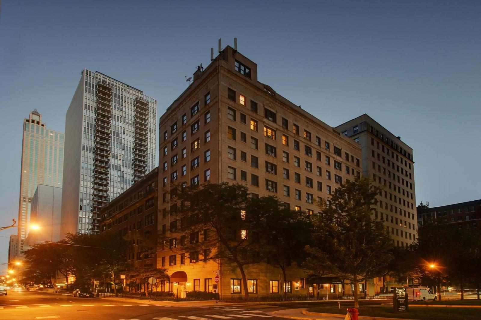 Dewitt Hotel and Suites Main image 1
